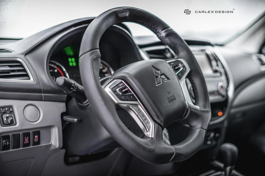 Панель приборов Mitsubishi L200 Lusky Limited Edition by Carlex Design 2019 года  (фото 10 из 15)
